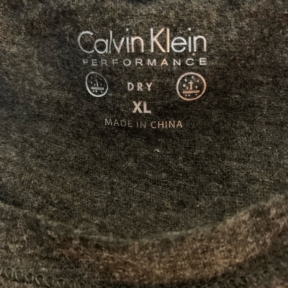 Calvin Klein Performance Tee - Picture 4 of 5